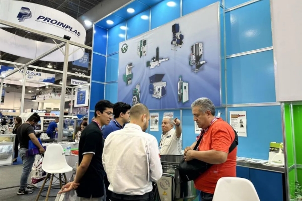 w66最给力集团登场2023年墨西哥国际塑料展览会Plastimagen